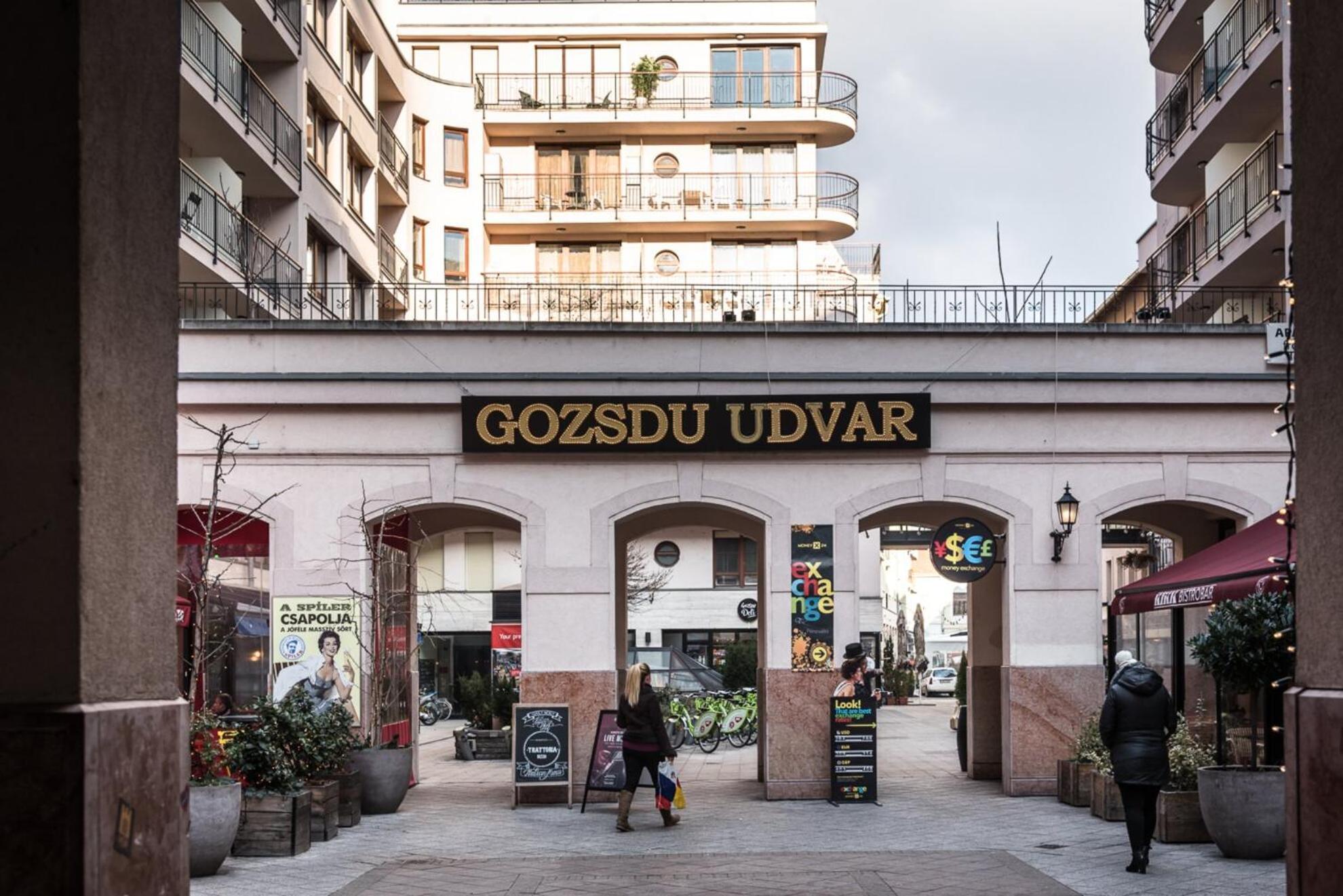 Synagogue Gozsdu Corner Apartment Budapest Exterior photo